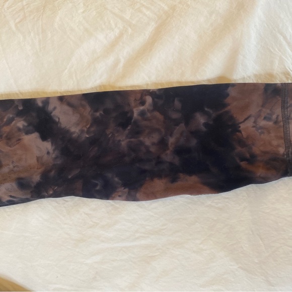 LULULEMON Align Crop 21” - Picture 8 of 10